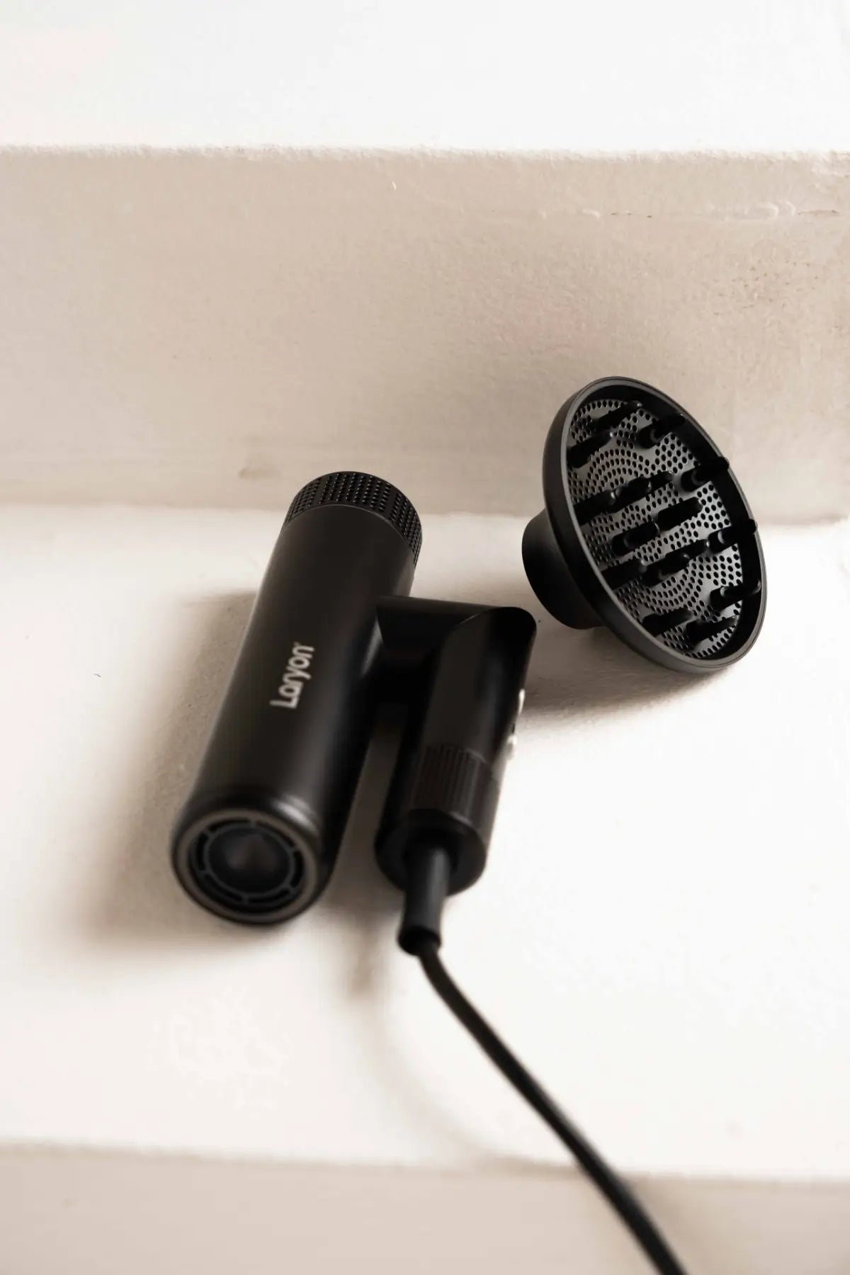 Asciugacapelli Laryon – Unico, leggero e sempre con te